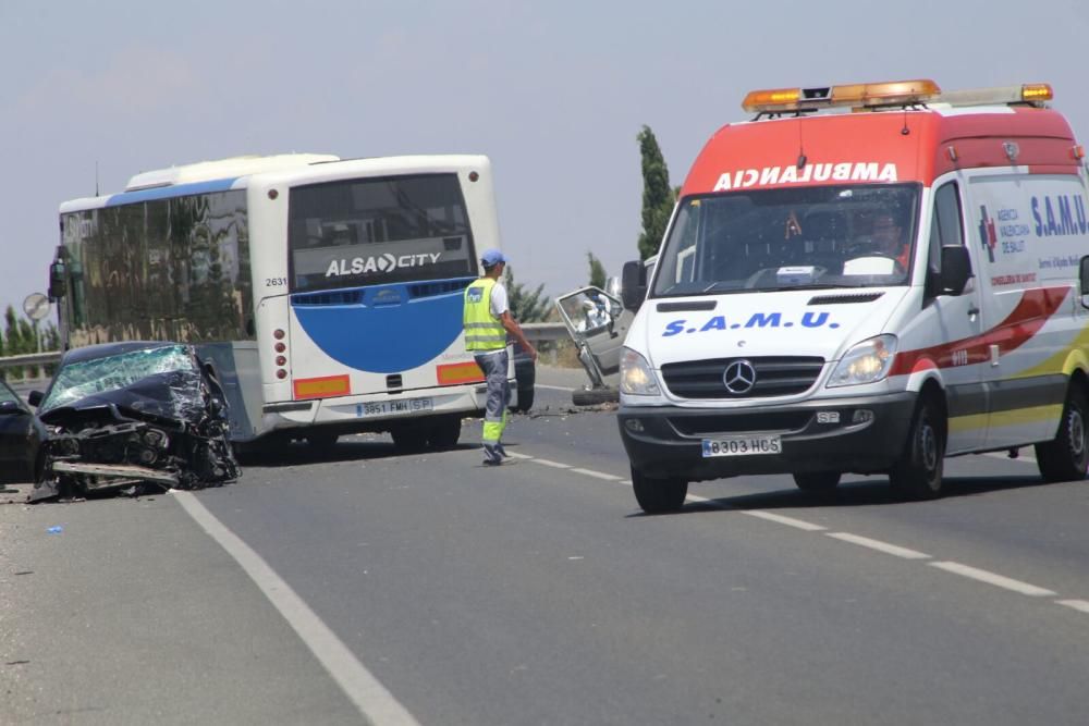 Ocho heridos en un accidente de tráfico en Callosa