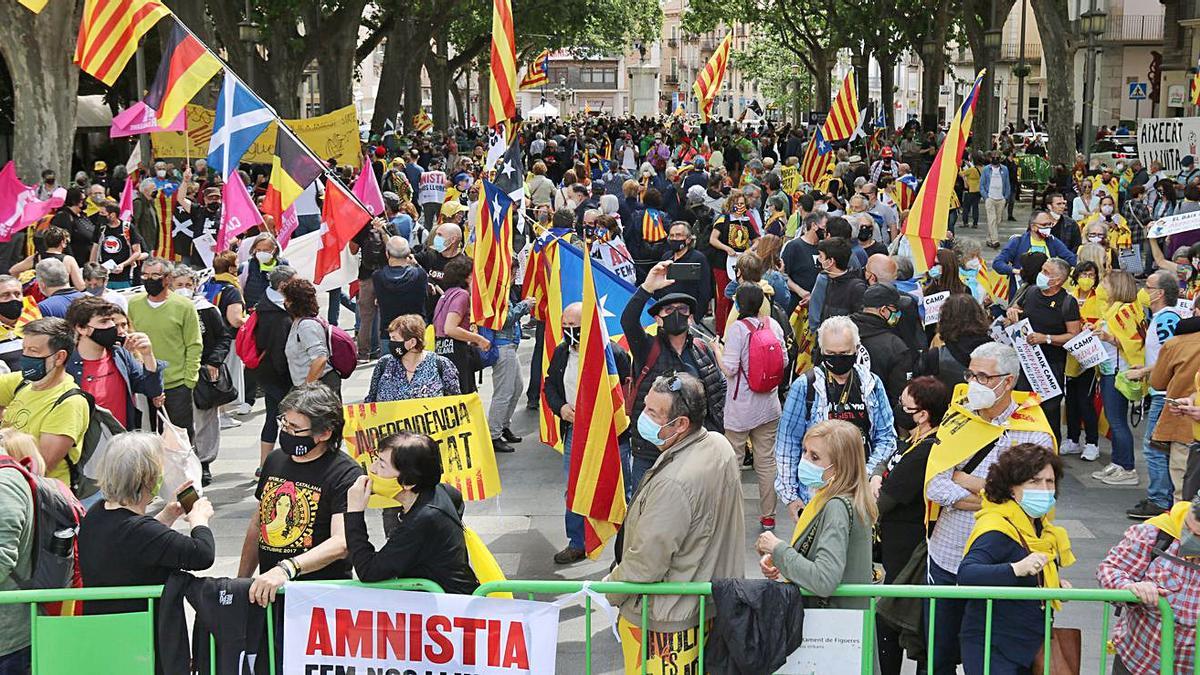 Imatge de la concentració d’ahir a la Rambla de Figueres. | ACN