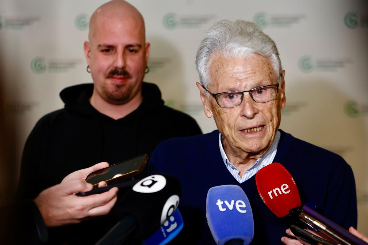 Antoni Llombart presenta la nuesva estrategia de Cáncer Valencia con 9 puntos de atención psico-oncológica.