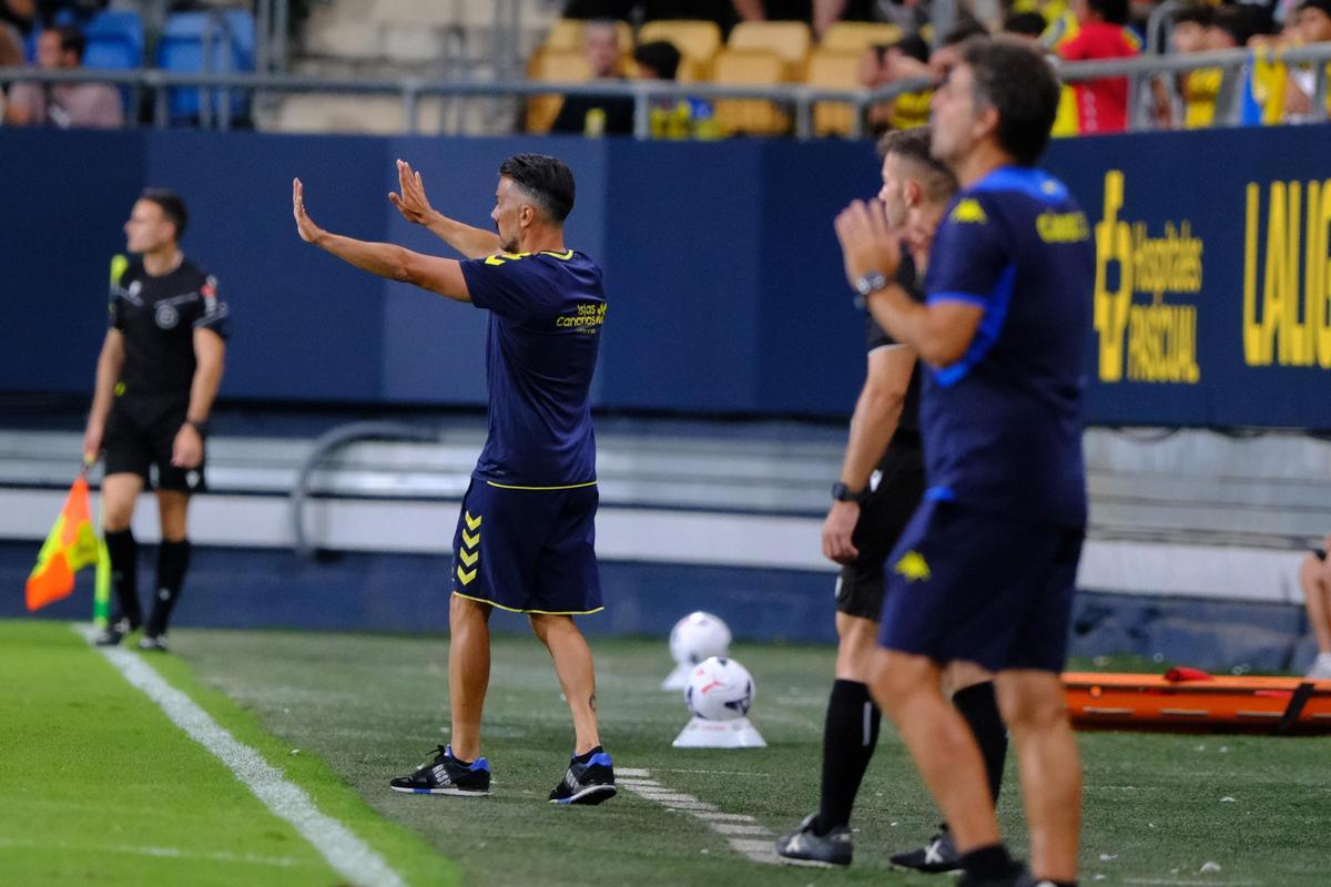 El Cádiz CF - UD Las Palmas, de la final del Carranza, en imágenes El Cádiz CF - UD Las Palmas, de la final del Carranza, en imágenes