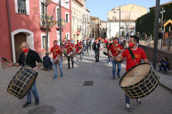 Els timbals tornen a sonar a Verges en una Dansa de la Mort