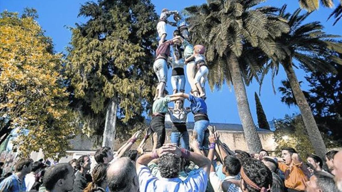 Los de Vilafranca, entrenando en el patio de su sede, la semana pasada.