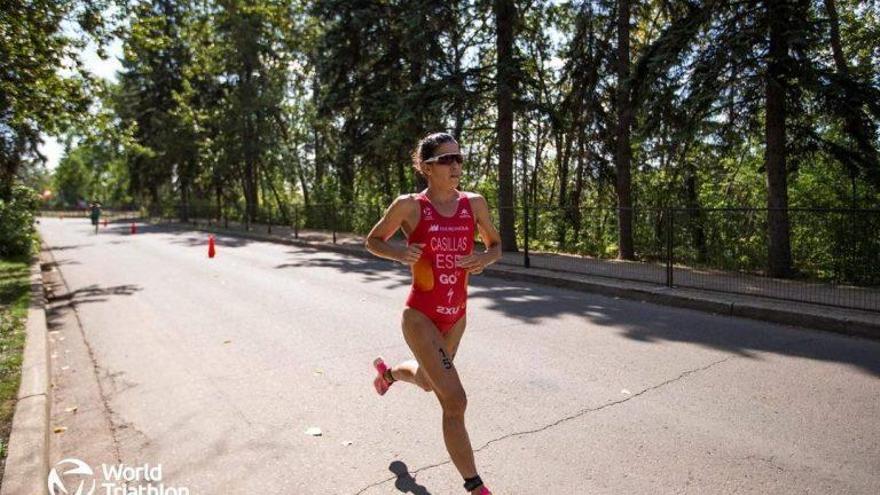 Miriam Casillas, durante el segmento de carrera a pie.