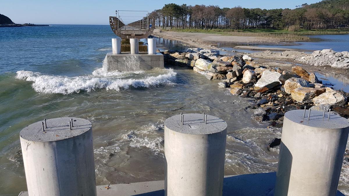 Obra de la Poza para mejorar su renovación del agua