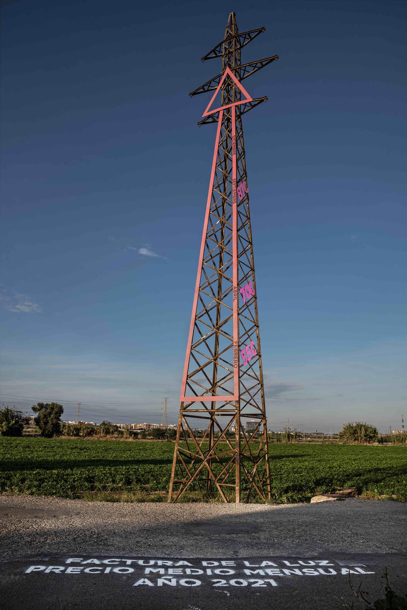 Arte en Campanar para revelarse contra el precio de la luz