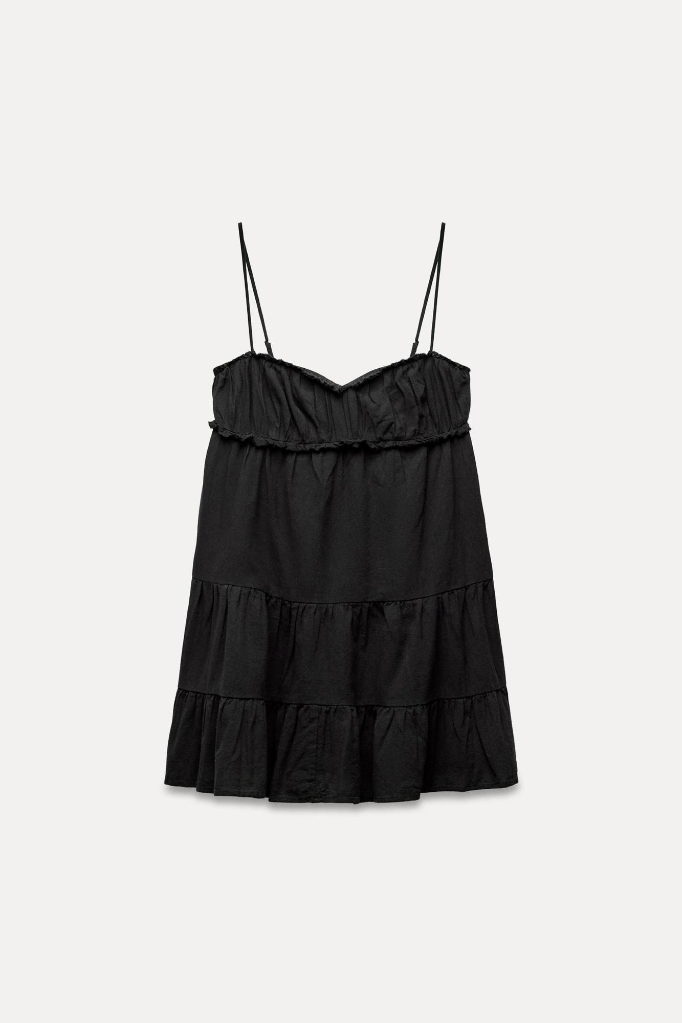 Vestido ‘mini’ negro de Zara