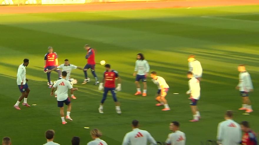 El público se entusiasma con la selección de Luis de La Fuente