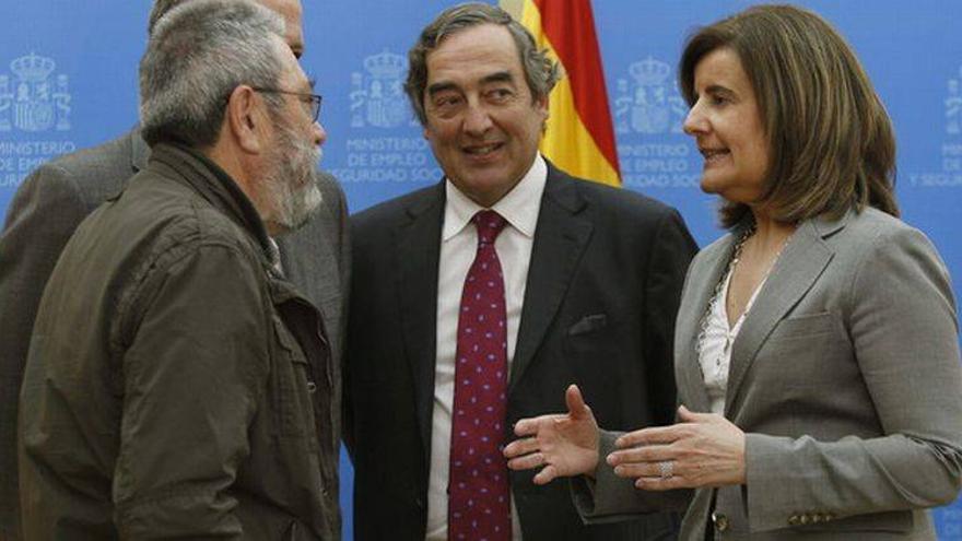 Báñez buscará hoy el consenso con los agentes sociales para reformar las pensiones