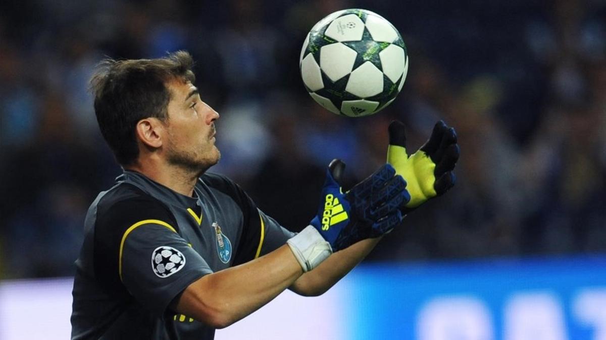 El portero Iker Casillas, con el Oporto.