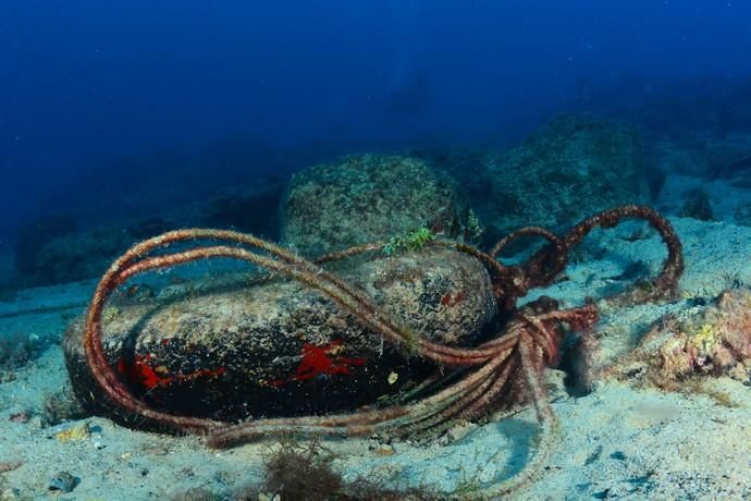 Limpieza del fondo marino de Arrecife