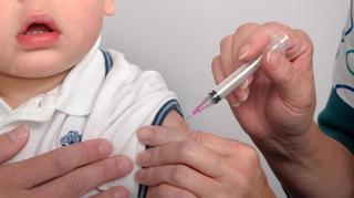 La falta de suministro obliga a aplazar temporalmente vacunas del calendario infantil