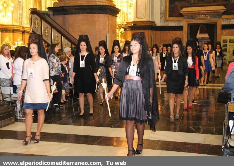 GALERÍA DE FOTOS -- Las rosarieras celebran una solemne procesión en Vila-real