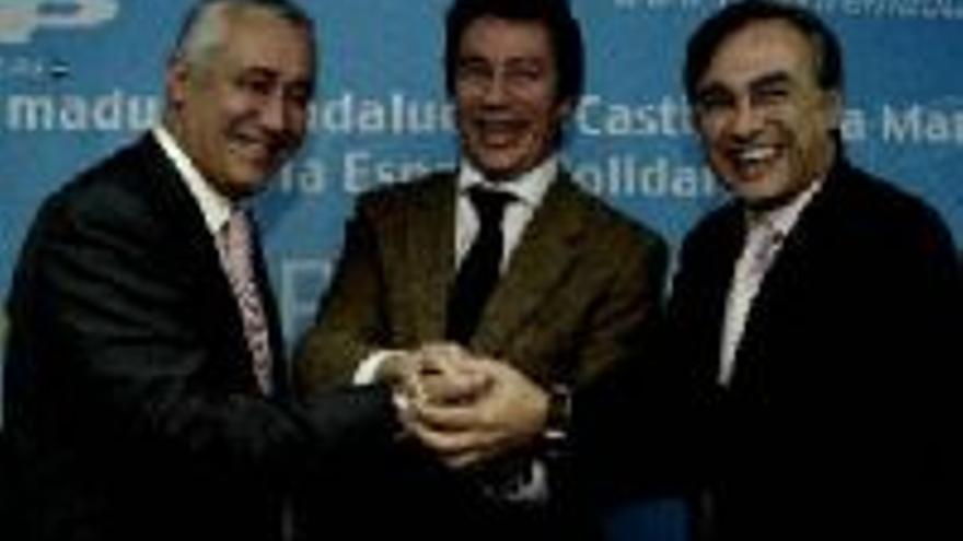 El PP acusa a Zapatero de &quot;vender al sur&quot; por intereses