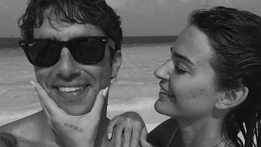 Laura Escanes comparte imágenes de se escapada a Maldivas con Álvaro de Luna: &quot;Un Twingo por un Ferrari&quot;