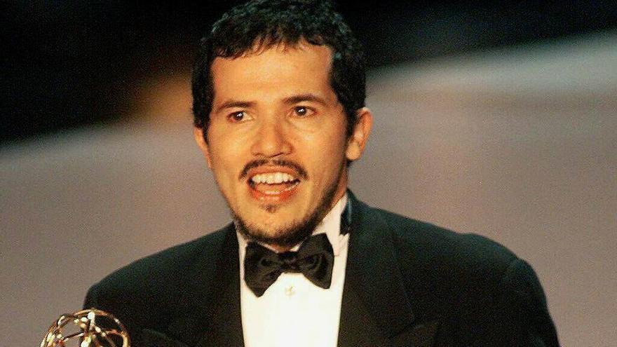 John Leguizamo cuando ganó el Emmy en 1999.