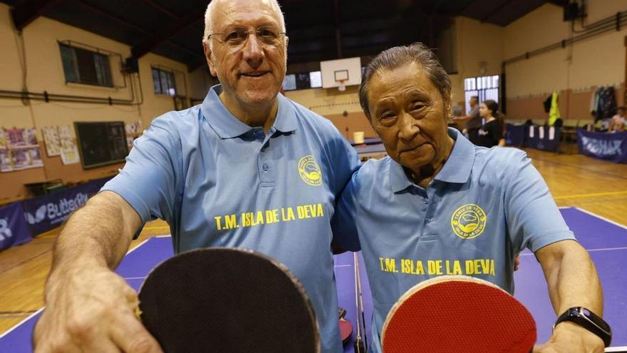 Martín quiere ser mundial: la espectacular historia del castrillonense enfermo de Parkinson que quiere el oro en el mundial de tenis de mesa