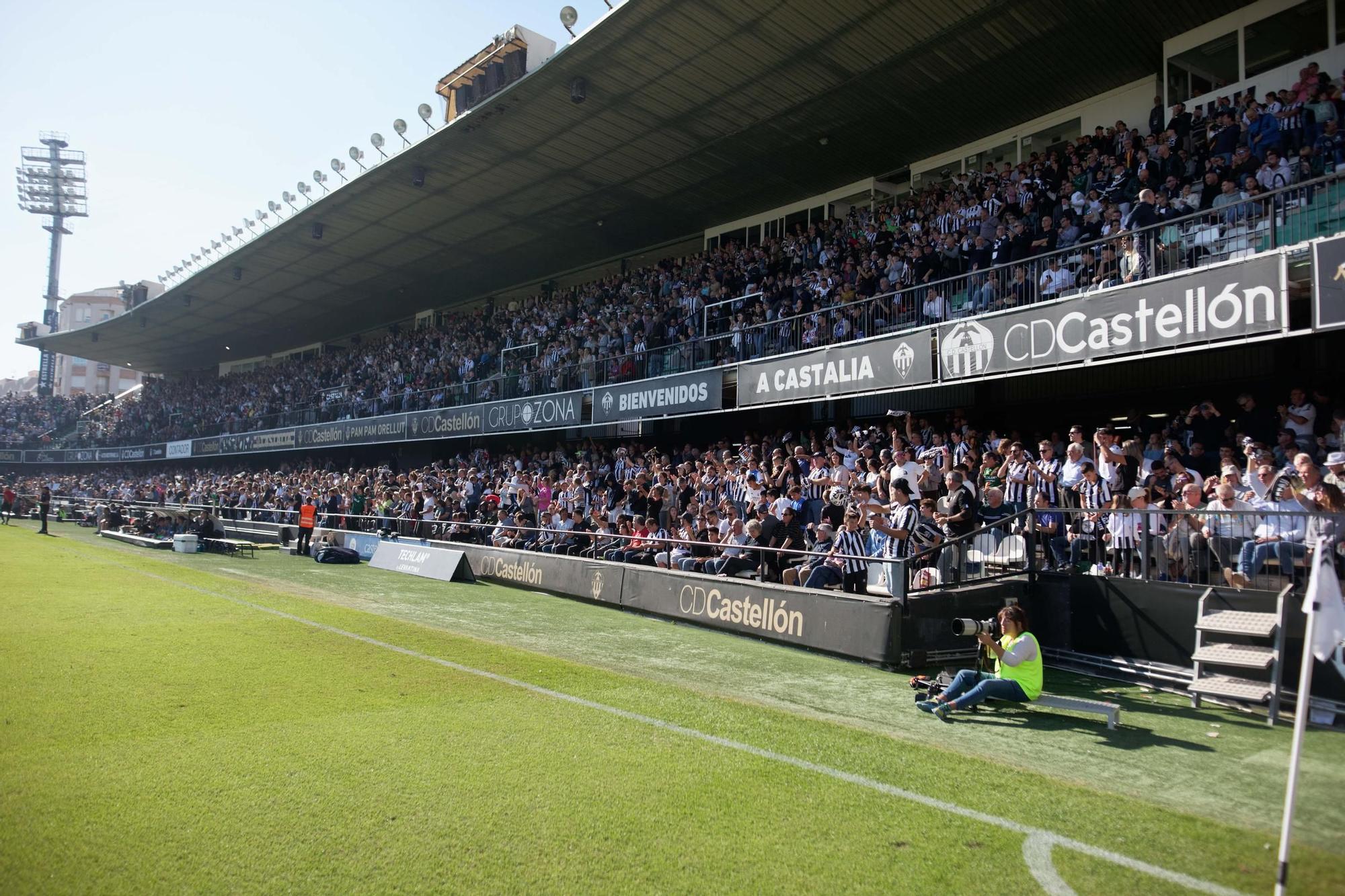 Galería | La victoria contra el Atlético Baleares, con más de 12.000 espectadores, en imágenes