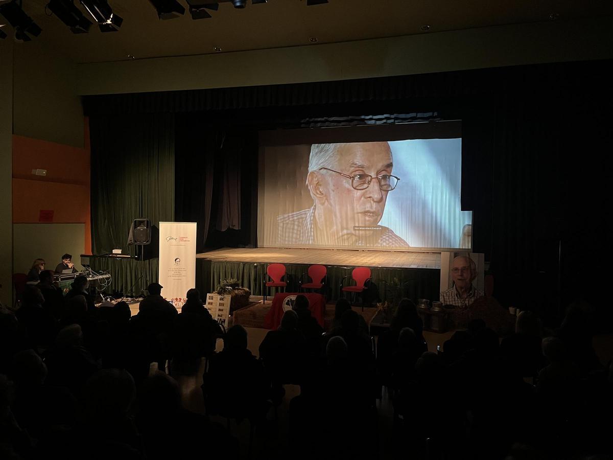 Un instant del vídeo en què Casaldàliga era entrevistat per Mònica Terribas