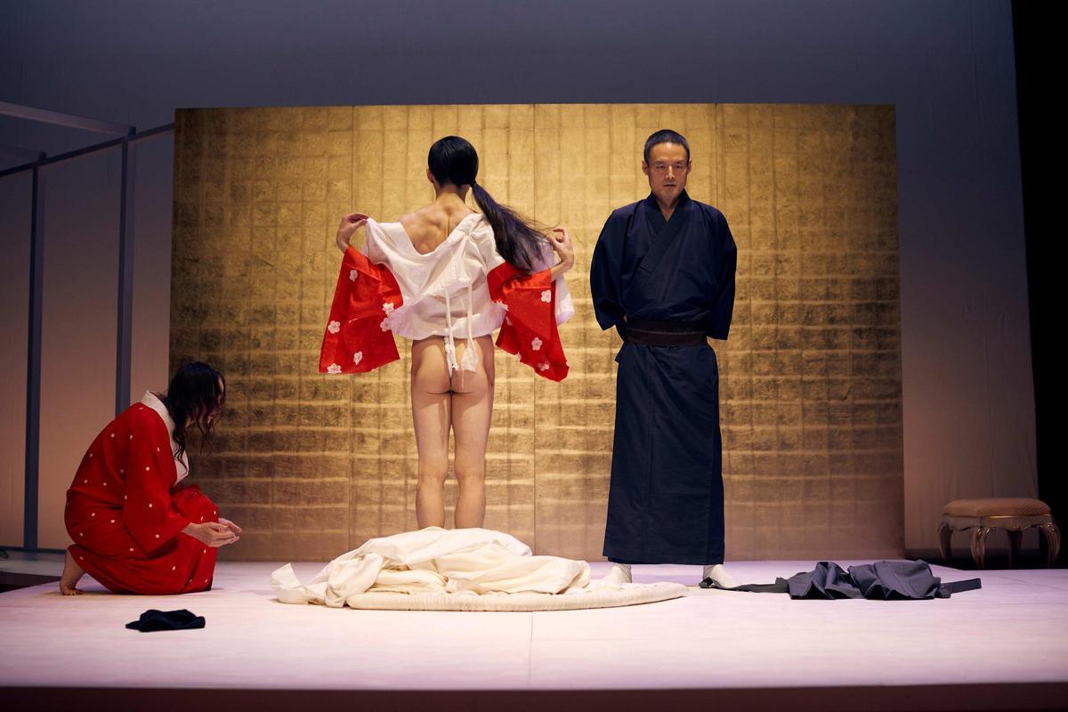 Un momento de Sepukku. El funeral de Mishima o el placer de morir