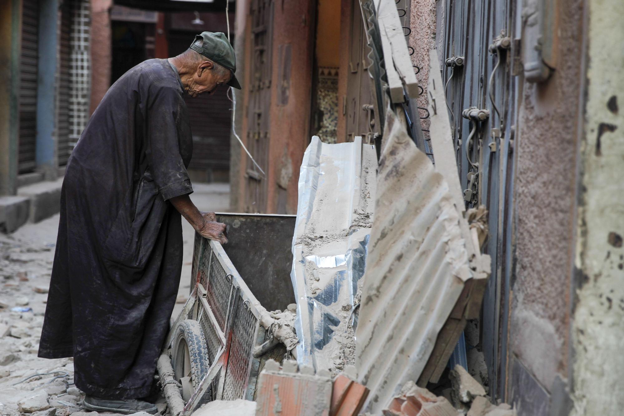 Se elevan a 632 los muertos y a 329 los heridos en el terremoto que azotó Marruecos