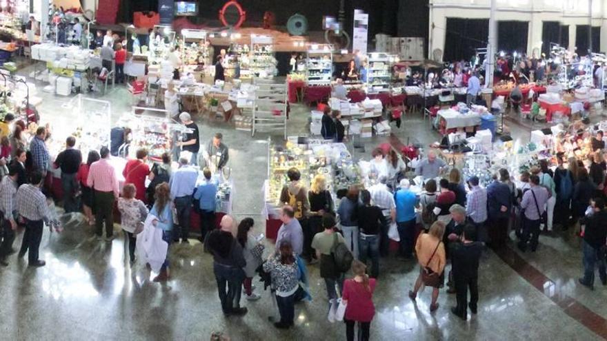 Feria de fósiles  y minerales  en La Unión