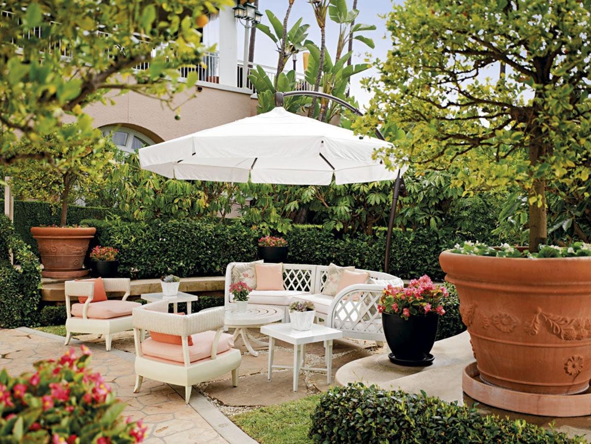 Jardín de The Beverly Hills Hotel.