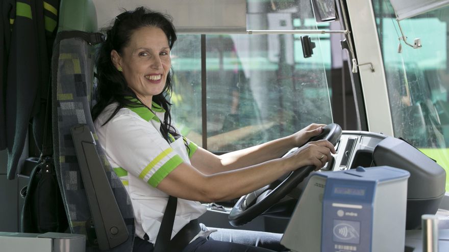 Titsa joins the Women and Safe Transportation Observatory