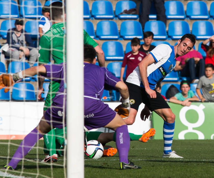 El Hércules trunca su escalada ante el Cornellà