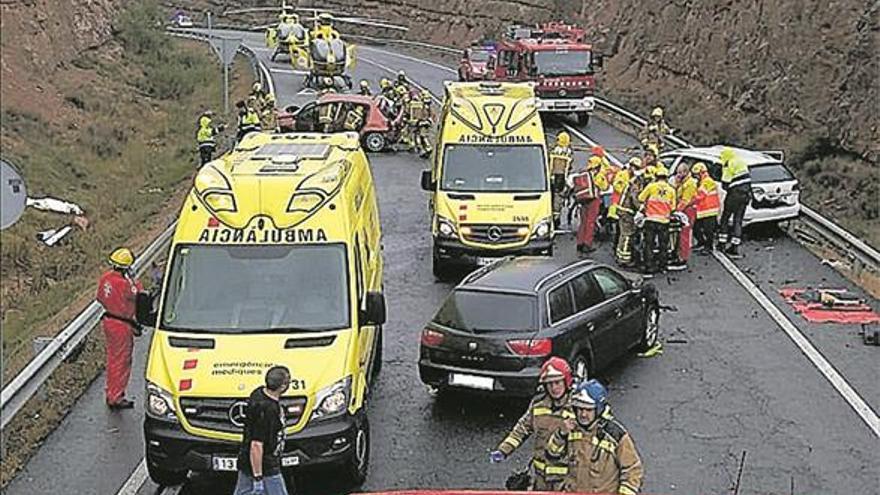 Mueren tres jóvenes en accidentes de tráfico en Lleida y Barcelona