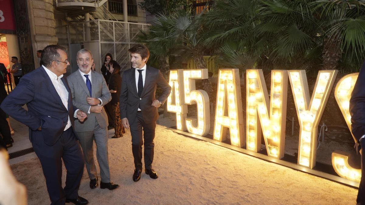 En la foto Albert Sáez, Jaume Collboni y Sergi Guillot.