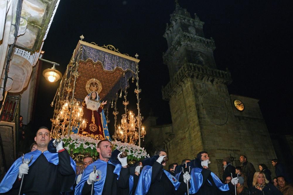 Procesión de la Virgen de Los Dolores en Cangas