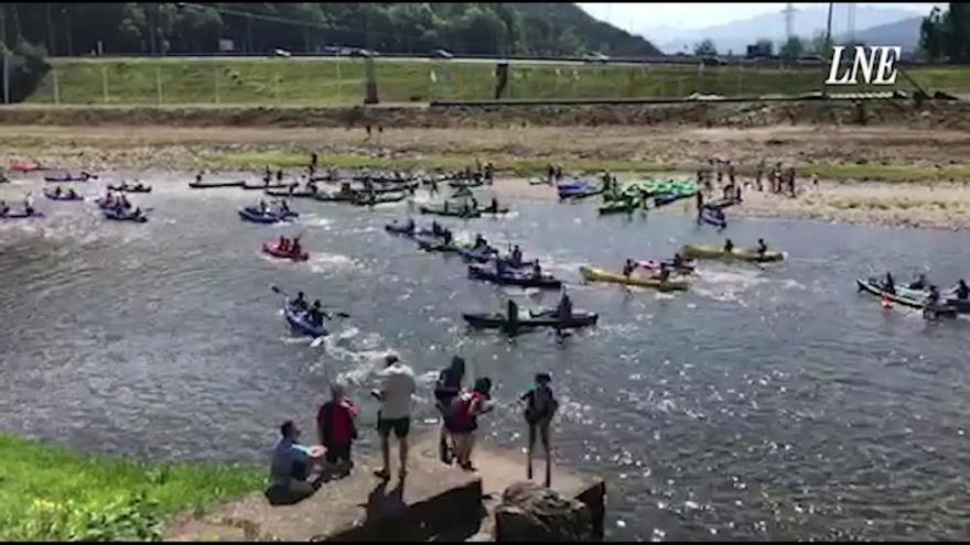 El Sella, sin fiesta pero al completo: más de 5.000 palistas en el agua