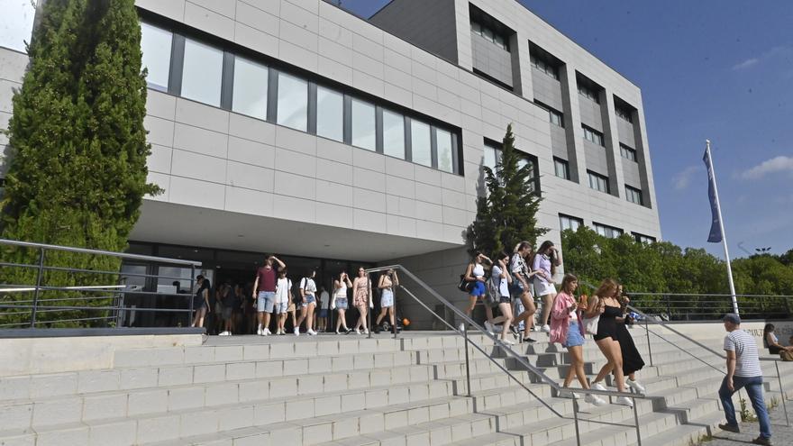 Los sindicatos de la UJI exigen al Consell aprobar el plan de financiación universitaria