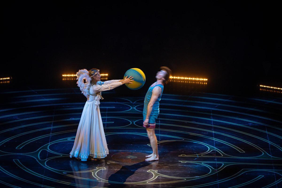 Cirque du Soleil trae Corteo al Palau Sant Jordi