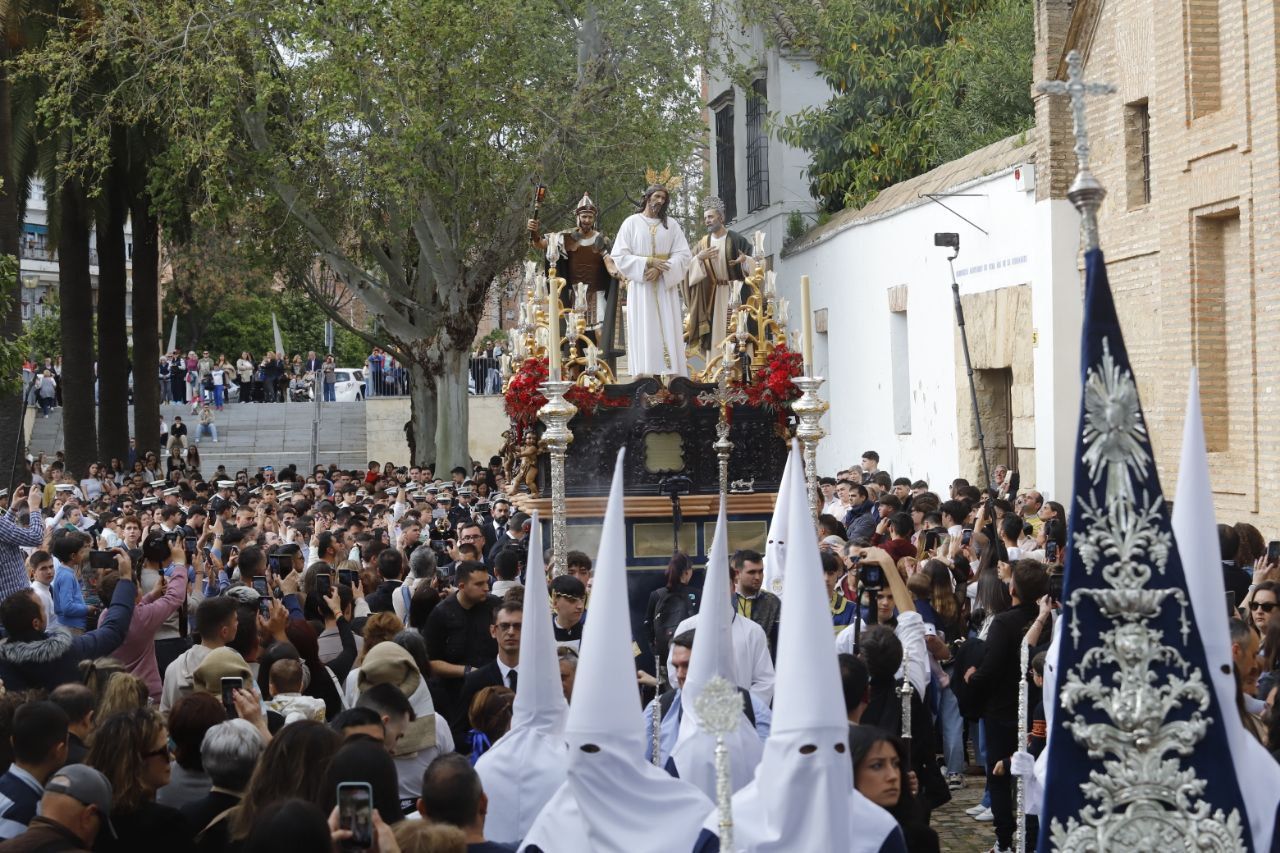 La procesión de la prohermandad de la Bondad, en imágenes