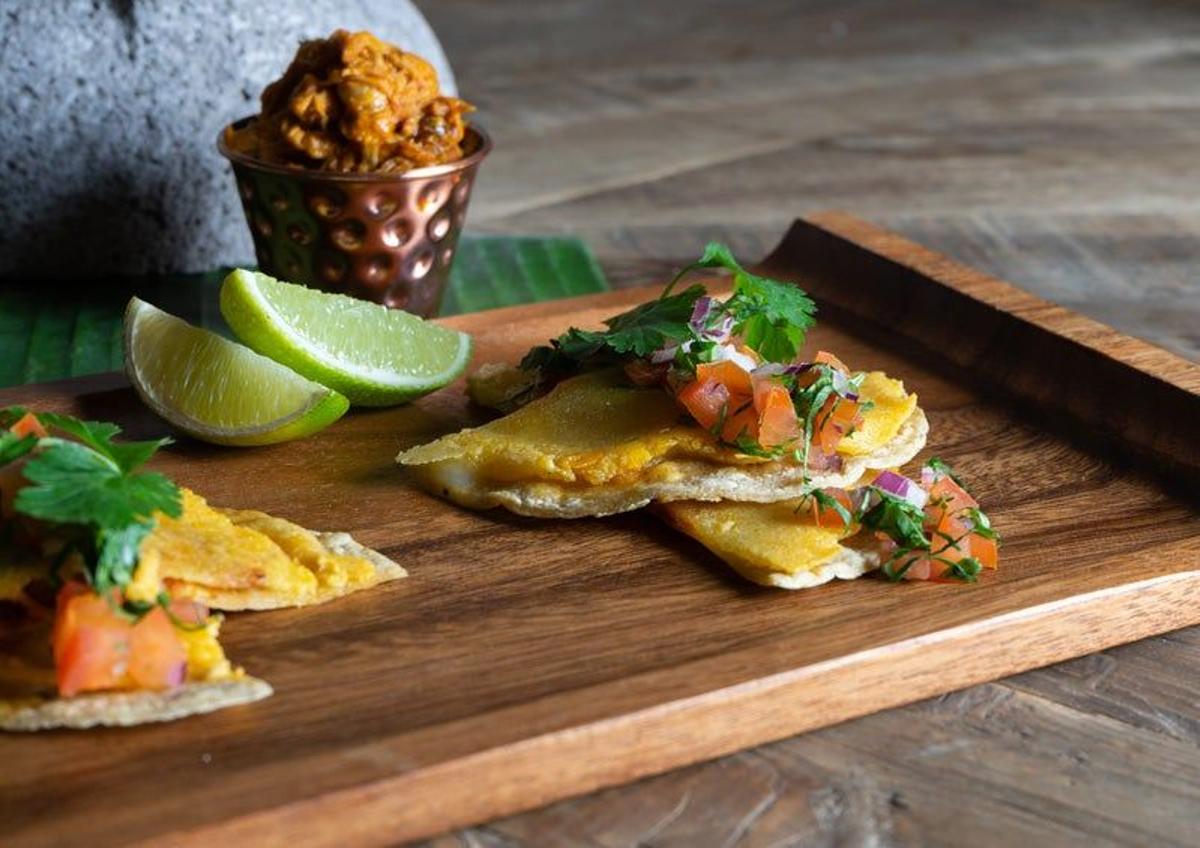 Costras de queso de cochinita