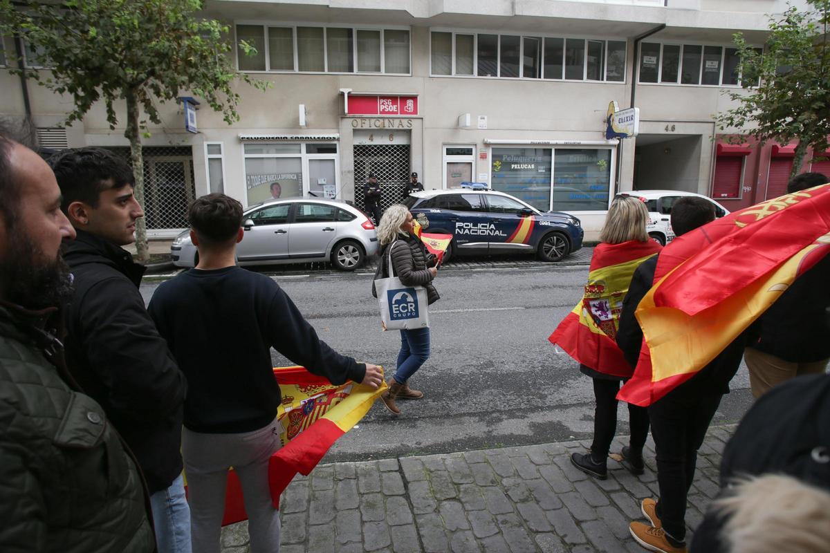 Manifestacions a ciutats de tota España després de l'acord del PSOE i Junts