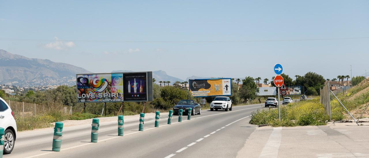 Algunas de las vallas que hay en l&#039;Alfàs del Pi.