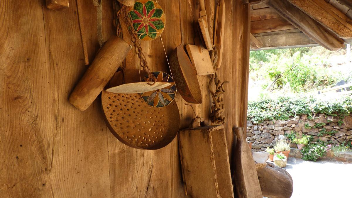 Pueblos guapos de Asturias: Riodeporcos (Ibias), al que se llega cruzando un puente