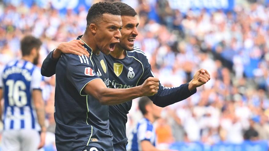 El Madrid se lleva una sufrida y polémica victoria gracias a Mbappé