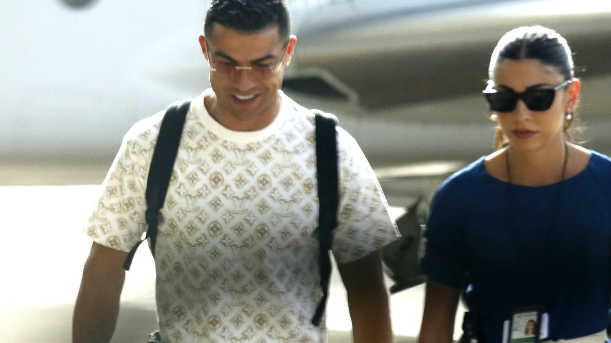 Irán condena a Cristiano Ronaldo a 99 latigazos por adulterio, la noticia que nunca fue real