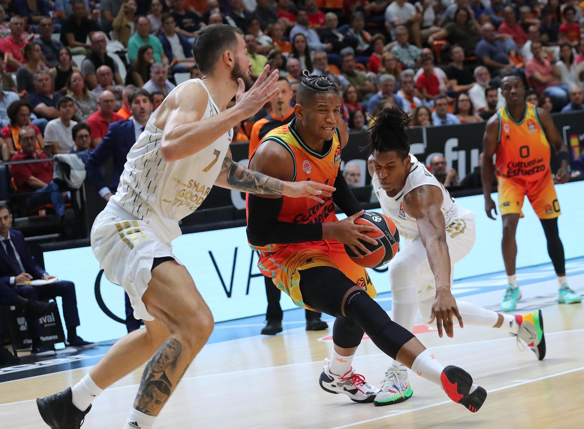 Valencia Basket vs LDLC Asvel