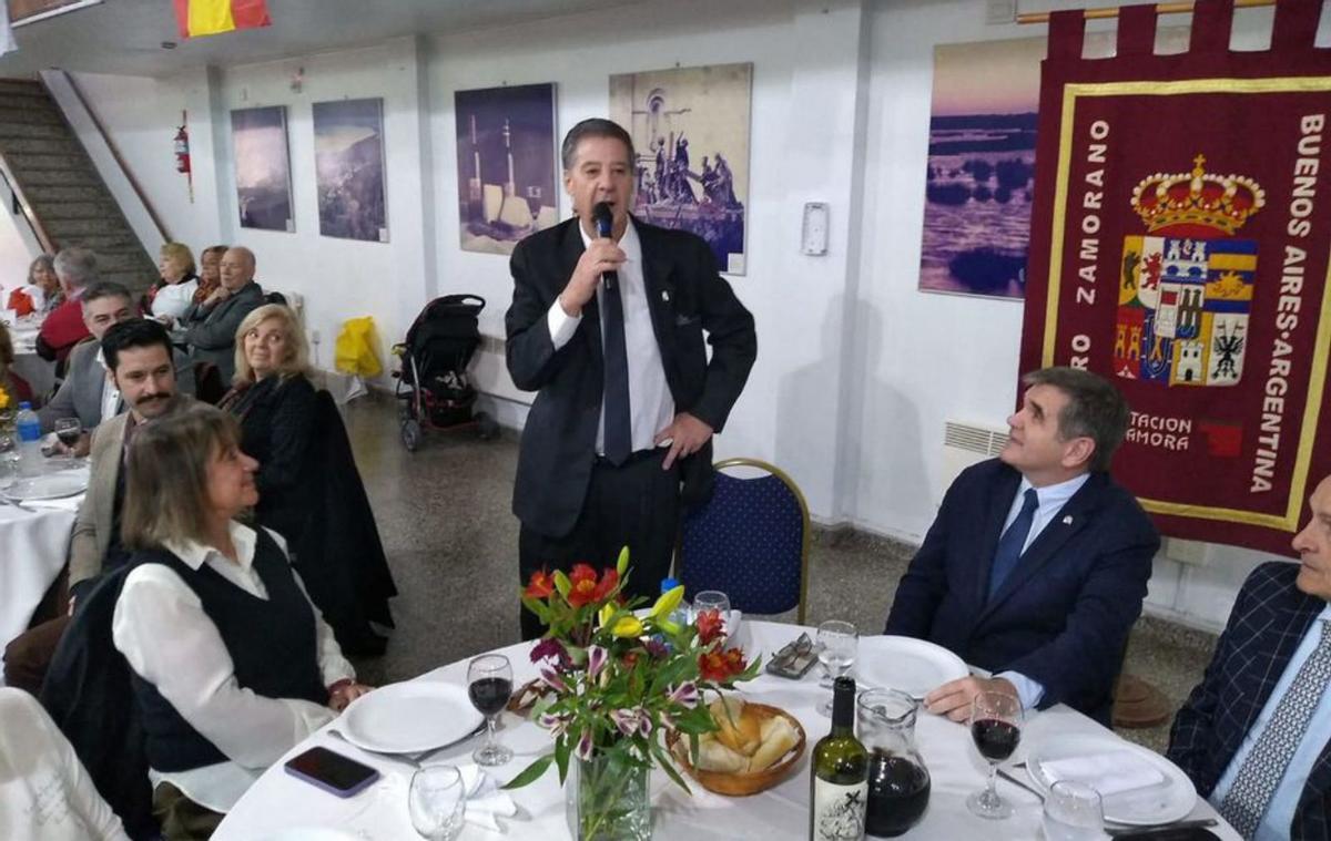 El presidente, Alfredo Miranda, se dirige a todos los invitados. | CEDIDA
