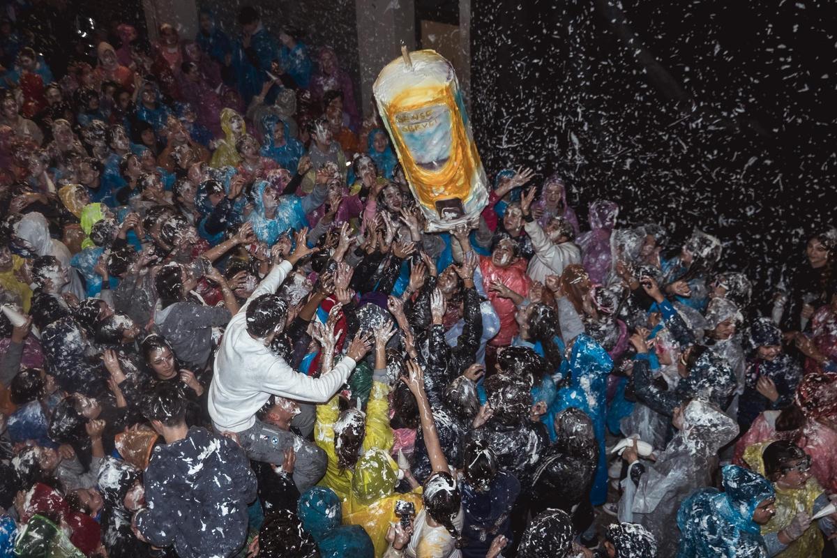 Merengada de 'dijous gras' en el Carnaval de Vilanova i la Geltrú 2026, algo más tarde de lo habitual