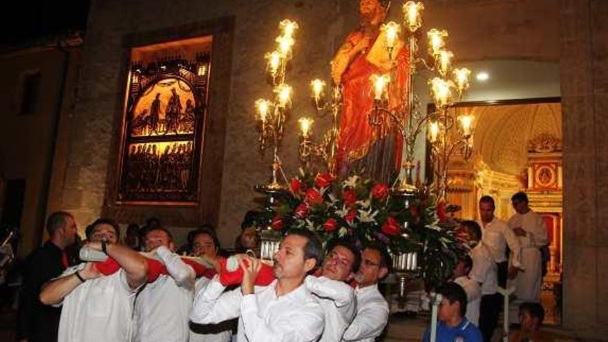 Camp de Mirra cierra la fiesta de San Bartolomé con la procesión