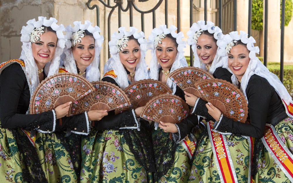 Las damas de Aleida se han convertido en una piña muy unida que espera con ganas estas Hogueras