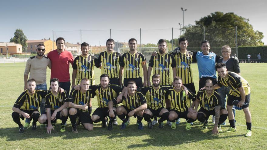 El Navata fitxa tres jugadors del Sant Pere per recuperar el lideratge de Quarta