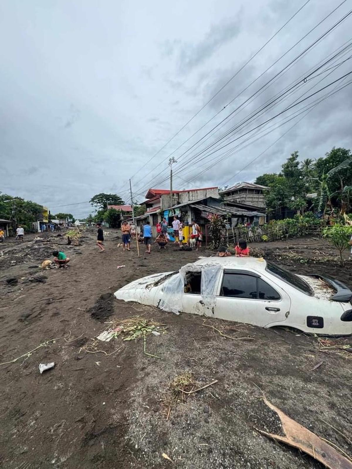 Efectos de la tormenta Trami en Filipinas.