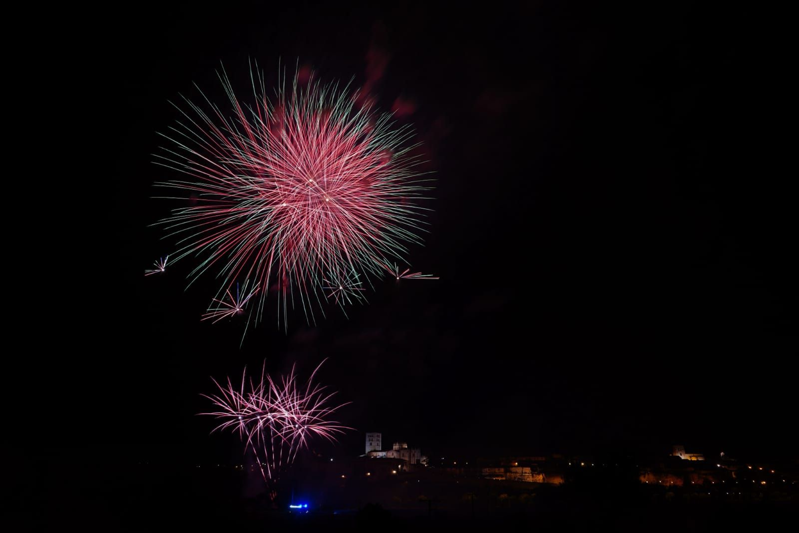 GALERÍA | Zamora despide con fuegos artificiales las Fiestas de San Pedro 2022