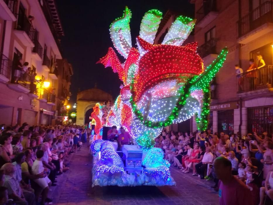 Desfile de carrozas en Toro